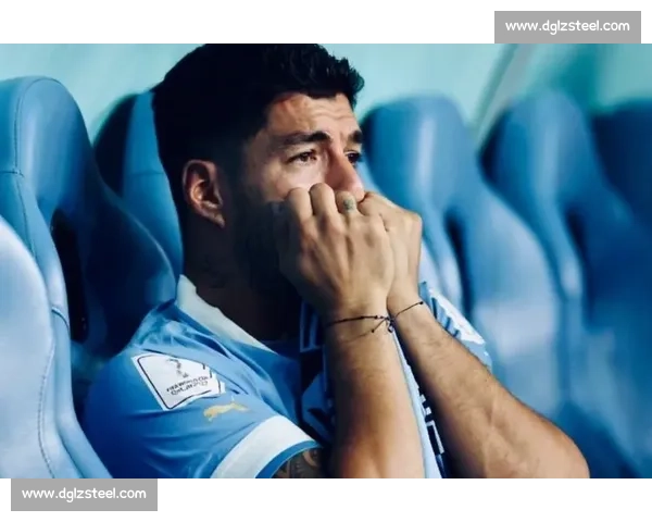 苏亚雷斯 10 大暴脾气瞬间：怒怼队友名场面合集