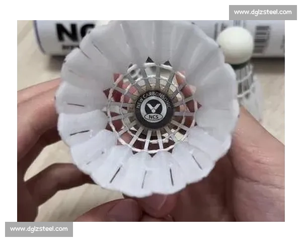 碳音球变 “暗器”！广州女子打羽毛球被击穿眉骨，专家紧急提醒