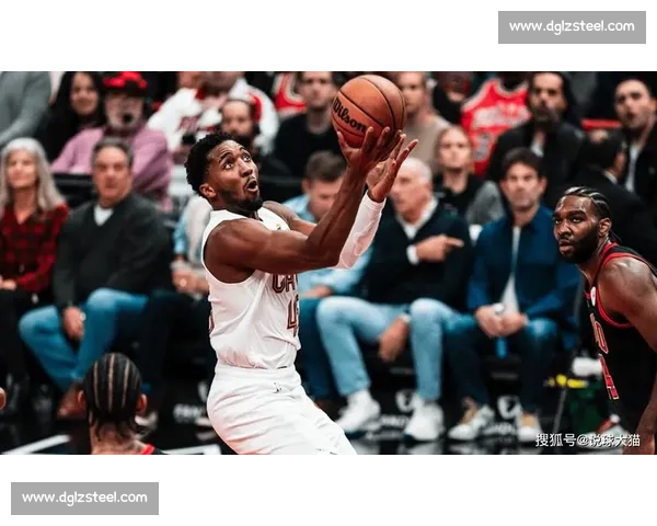 骑士阵容年轻有为,米切尔火力全开,未来可期! 骑士阵容年轻有为,米切尔火力全开,未来可期!